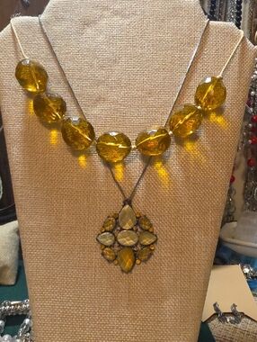 Amber Yellow Faceted BeadedNecklace And Pendant Necklace - Women Jewelry